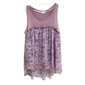 Womens top size medium